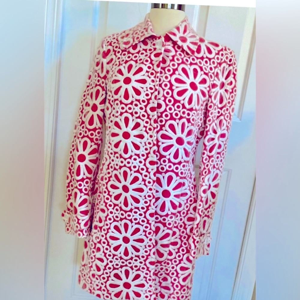 INC Gorgeous embroidered jacket size 4